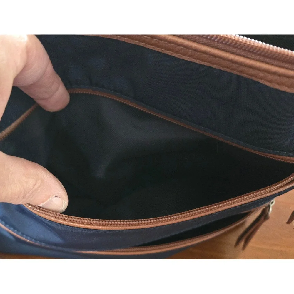 The Sak Classic Chic Navy Blue Nylon Crossbody Bag Tan Trim Organizer Travel